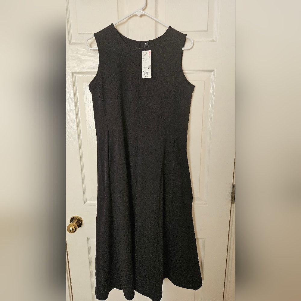 Uniqlo Uniqlo Ultra Stretch Dress